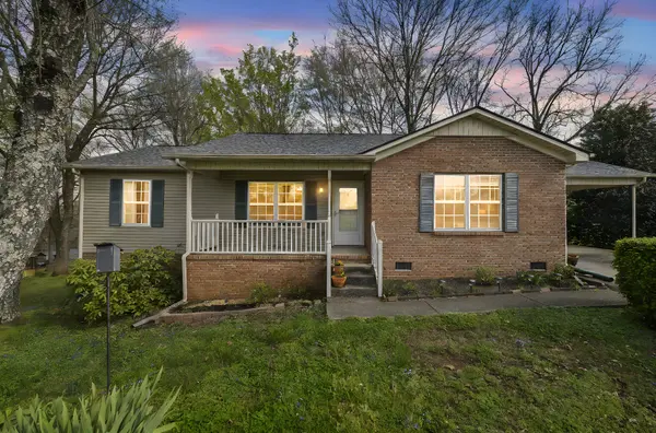 500 Spring Valley Dr, Columbia, TN 38401