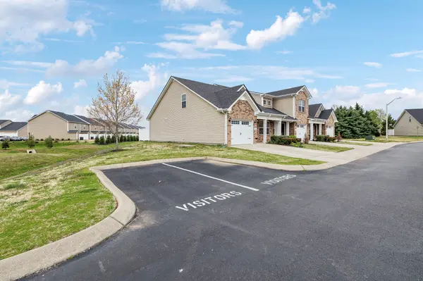 3432 Risen Star Dr, Murfreesboro, TN 37128