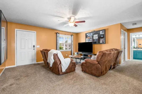 65 Woods Edge Ct, Manchester, TN 37355