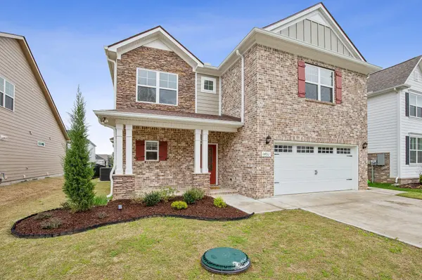 1451 Cotillion Dr, Murfreesboro, TN 37128
