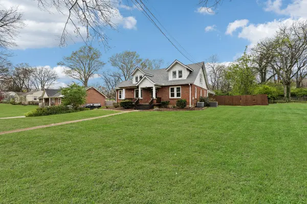 4607 Camellia Pl, Nashville, TN 37216