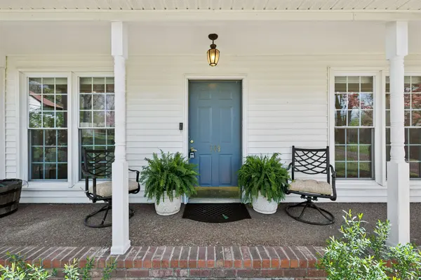 709 Countrywood Dr, Franklin, TN 37064