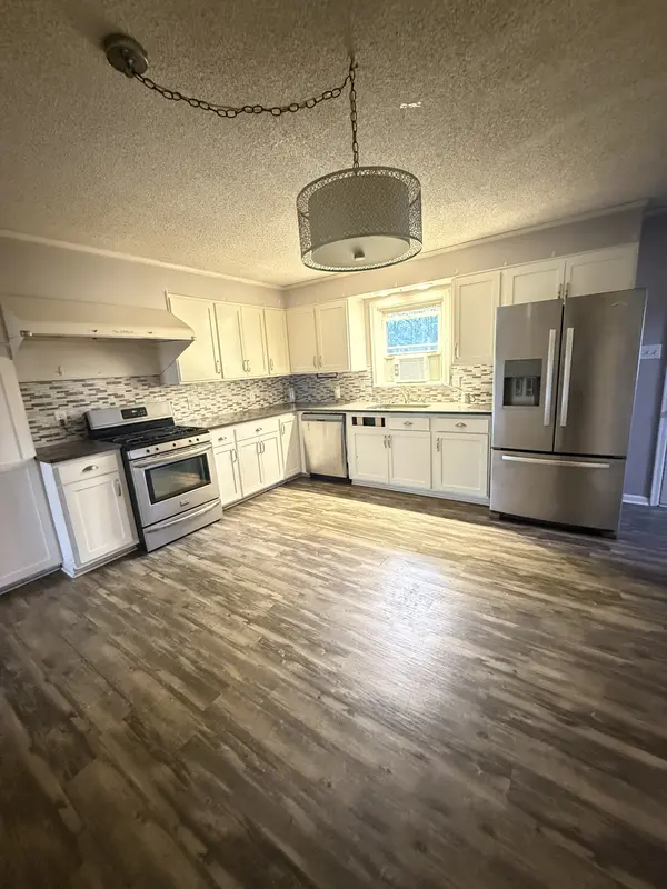 2830 Hillcrest Dr, Centerville, TN 37033