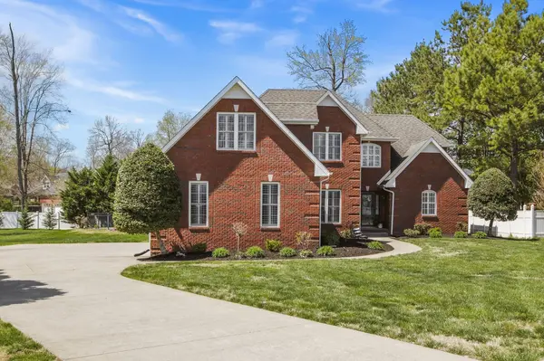 160 Yorkshire Dr, Clarksville, TN 37043
