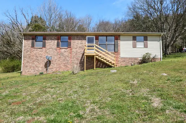 637 Carmack Ave, Carthage, TN 37030