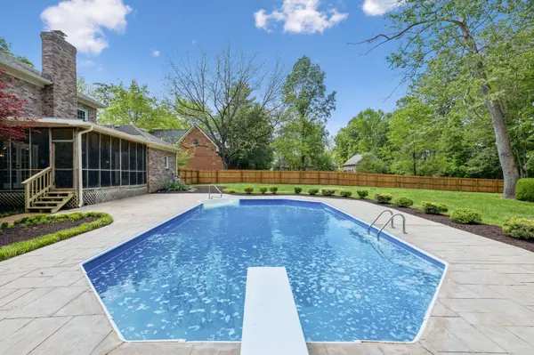 2205 Chadwick Ct, Mount Juliet, TN 37122