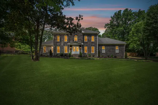 2205 Chadwick Ct, Mount Juliet, TN 37122