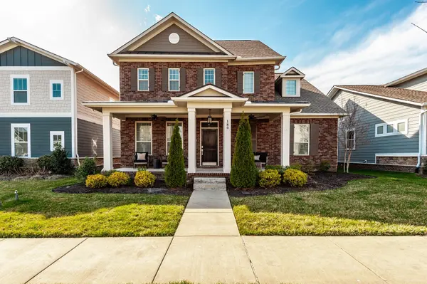 180 Ashington Cir, Hendersonville, TN 37075