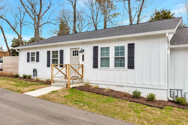 2128E F Sharondale Drive, Nashville, TN 37215