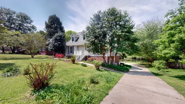 102 Kings Gate Ln, Franklin, TN 37064