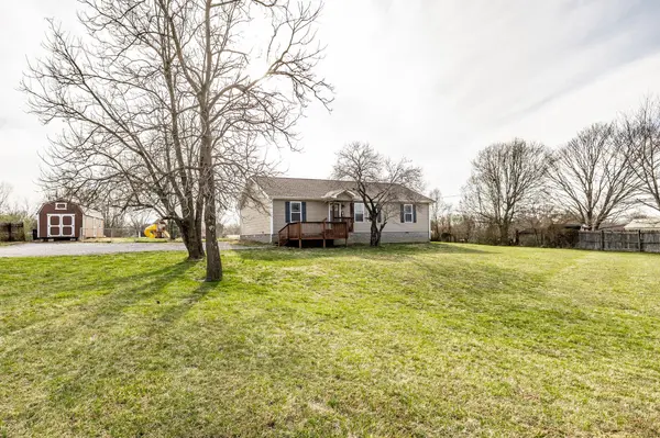 4242 Blake Ln,  White House,  TN 37188