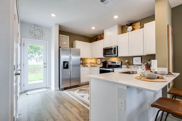 211 Hazel Lane, Lebanon, TN 37087