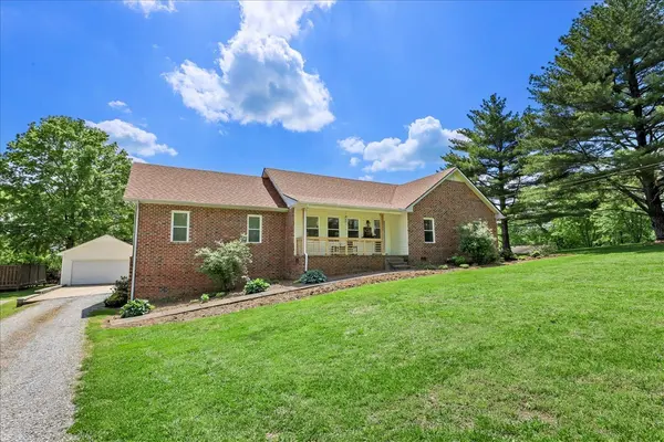 4 Wyndsor Ct, Hendersonville, TN 37075
