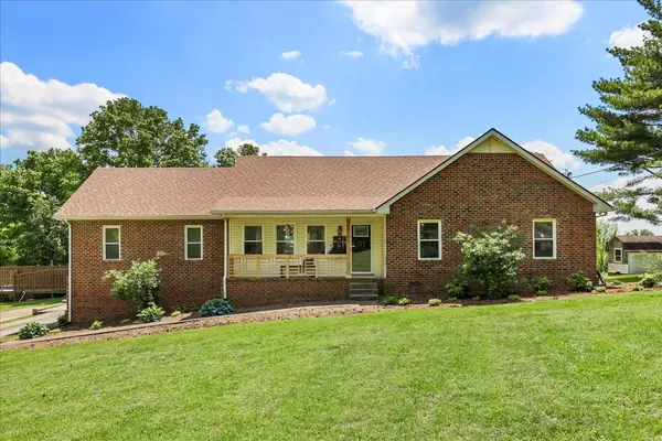 4 Wyndsor Ct, Hendersonville, TN 37075