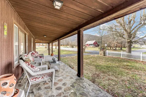 502 Carson Springs Rd, Newport, TN 37821