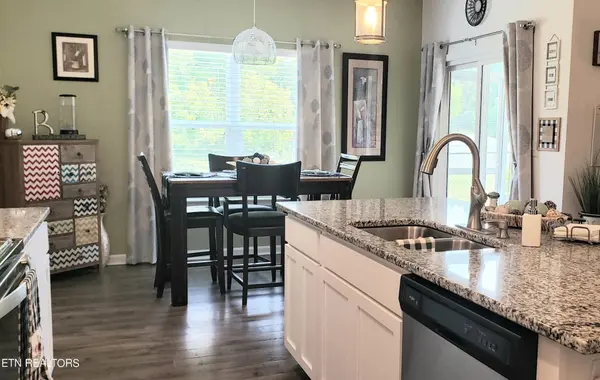 1113 Beacon Rd, Sevierville, TN 37876