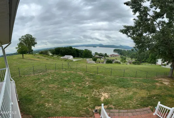 4562 Lakeshore Dr Off Drive, Bean Station, TN 37708