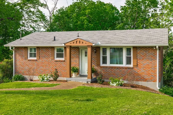 411 Rosehill Ct, Goodlettsville, TN 37072