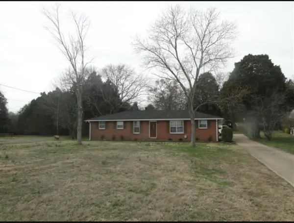 206 Windmill Dr, Lebanon, TN 37087