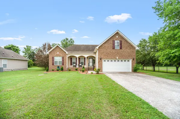 106 Silver Dollar St, Lascassas, TN 37085