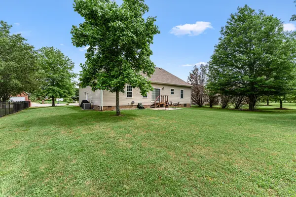 106 Silver Dollar St, Lascassas, TN 37085
