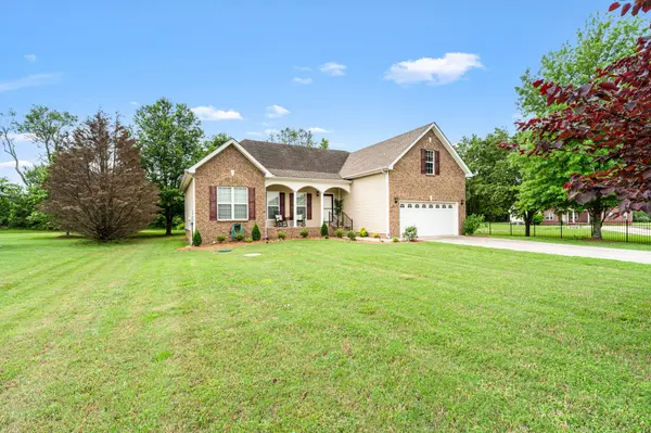 106 Silver Dollar St,  Lascassas,  TN 37085