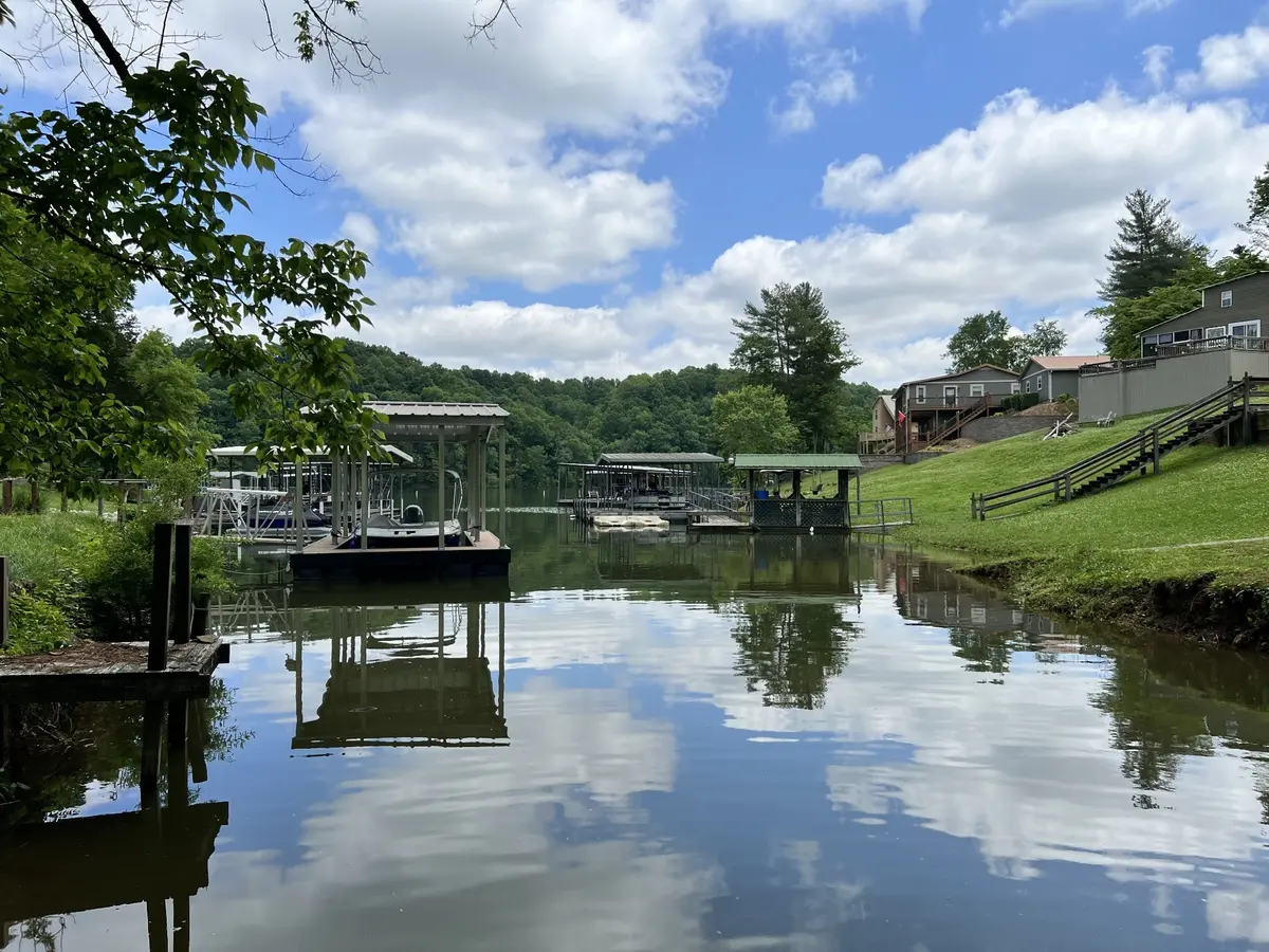 756 Shasteen Hollow Rd, Lynchburg, TN 37352