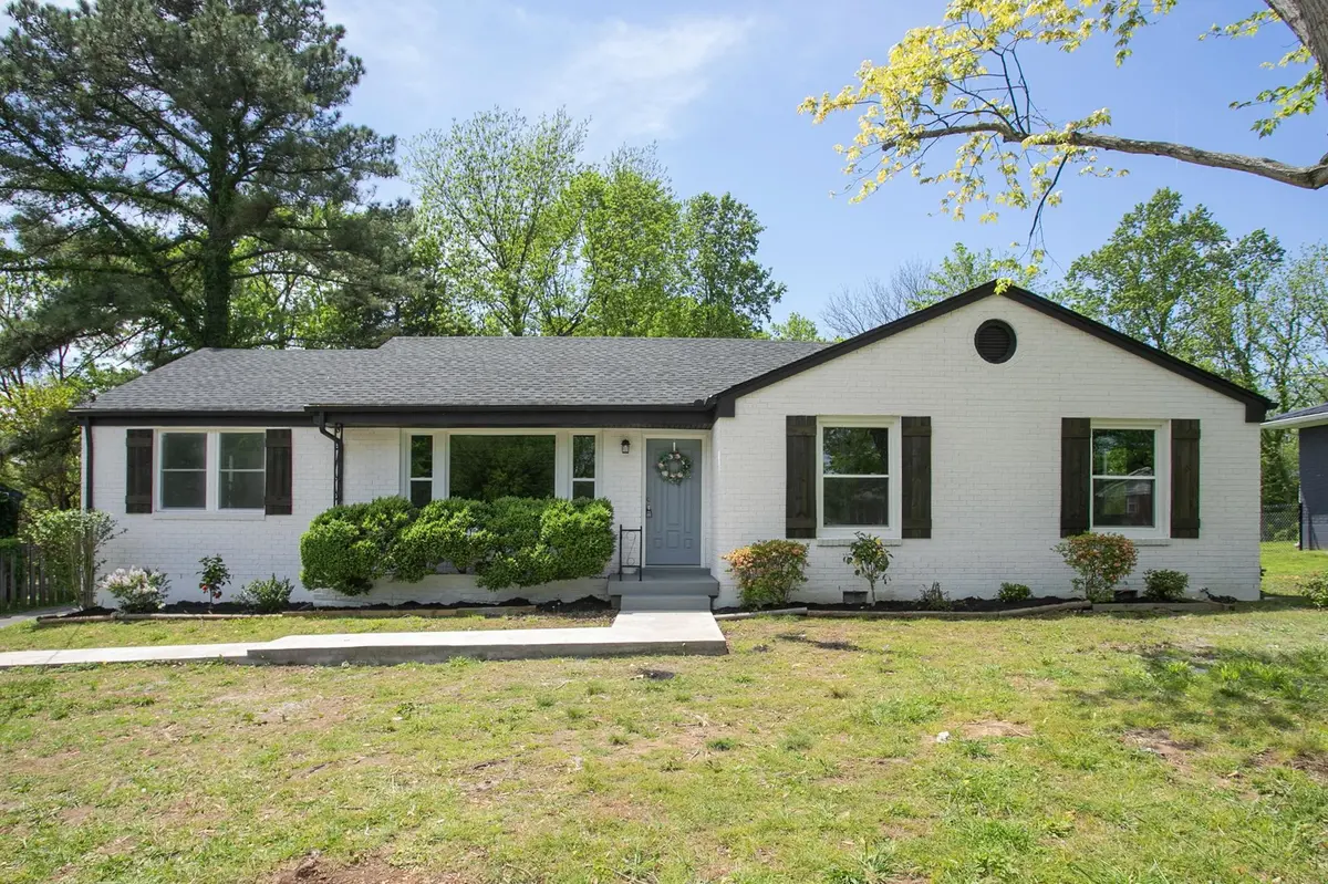 826 Colfax Dr, Nashville, TN 37214