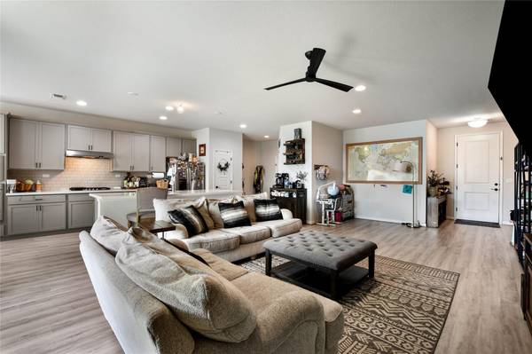 104 Peach Flat CT, Liberty Hill, TX 78642