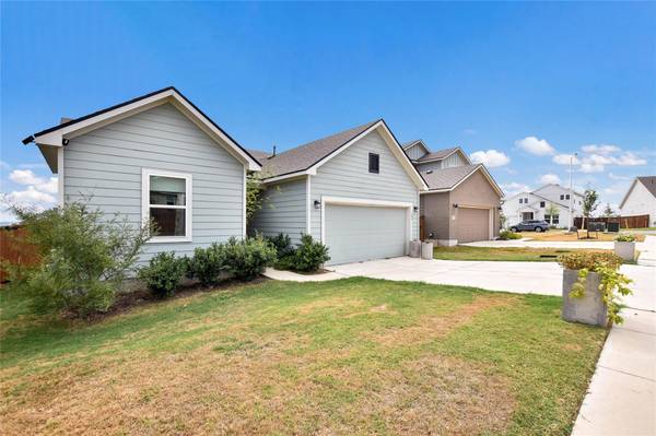 104 Peach Flat CT, Liberty Hill, TX 78642