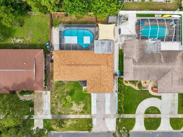 490 E LAKE DR, Largo, FL, 33771 photo 39