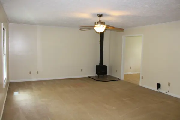 2716 Preakness Dr, Cookeville, TN 38506