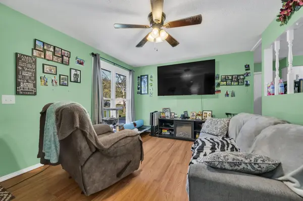 135 Batey Cir, Dickson, TN 37055