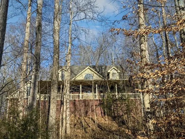 418 Lazy Eight Dr, Chapmansboro, TN 37035