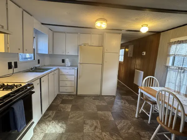 501 Leatherwood Bay Rd, Dover, TN 37058