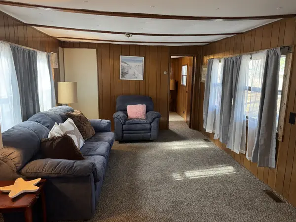 501 Leatherwood Bay Rd, Dover, TN 37058