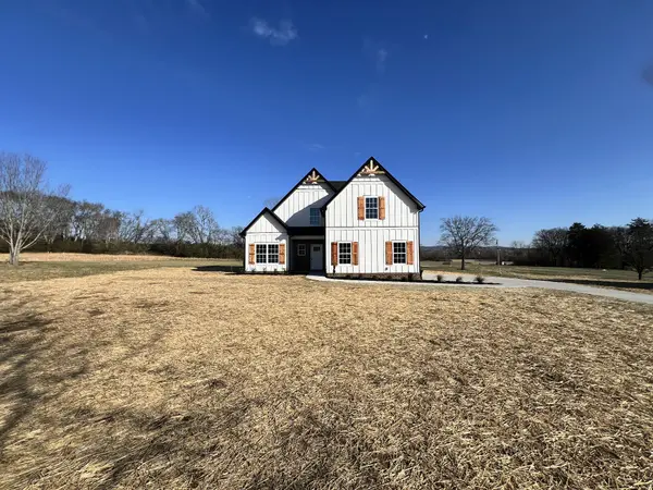 576 Hiwassee, Lebanon, TN 37087