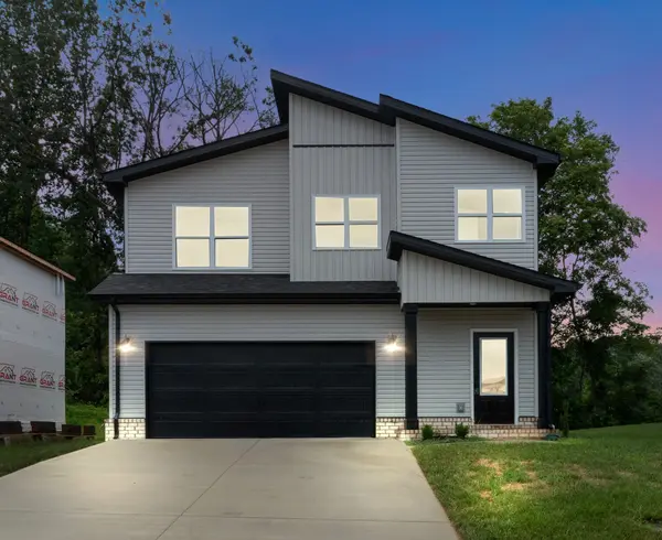245 Wesson Dr, Clarksville, TN 37043