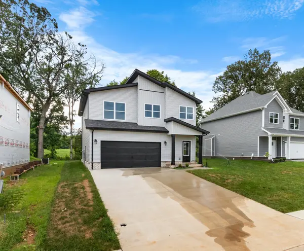 245 Wesson Dr, Clarksville, TN 37043
