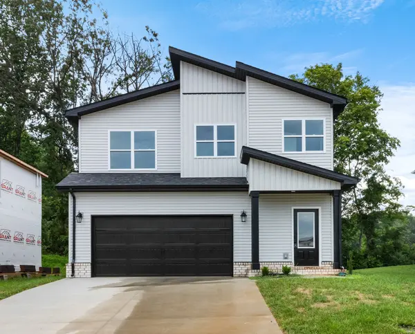 245 Wesson Dr, Clarksville, TN 37043
