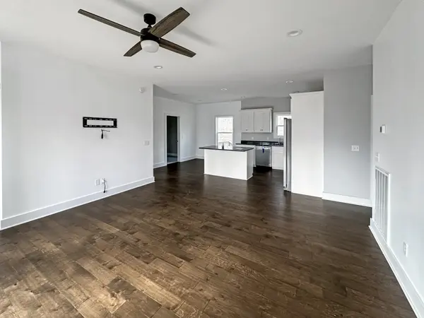 531 Lewis Ln, Charlotte, TN 37036