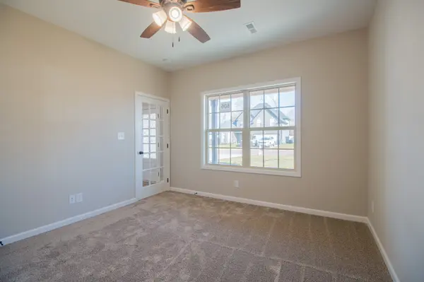 582 Summerfield, Clarksville, TN 37040