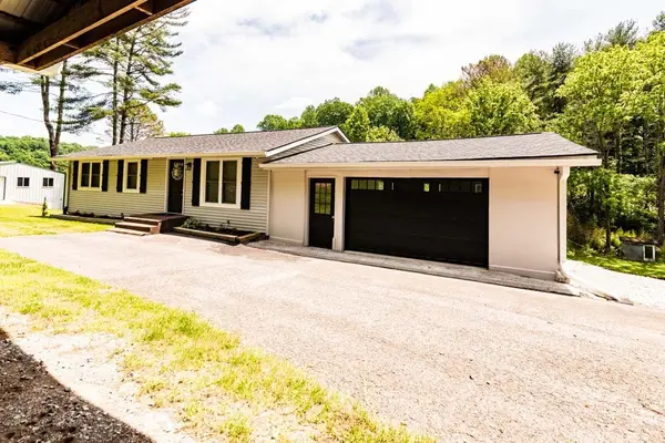 756 Shasteen Hollow Rd, Lynchburg, TN 37352