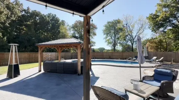 312 Pinson Ct, Clarksville, TN 37043
