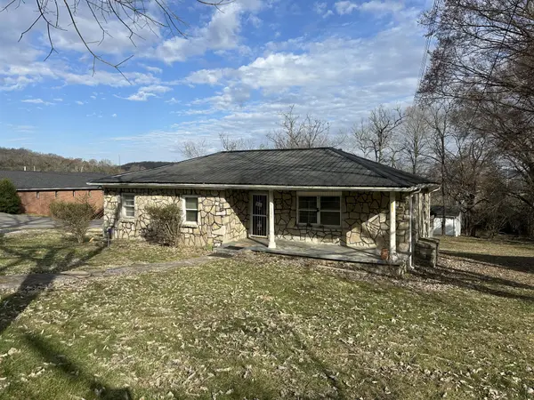 312A W Main St, Hartsville, TN 37074
