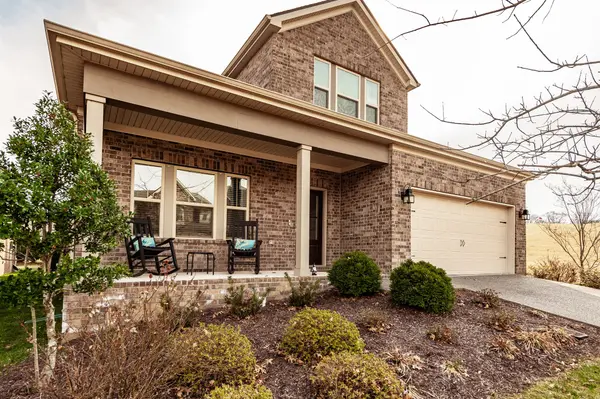 1052 Fenner Ln, Gallatin, TN 37066