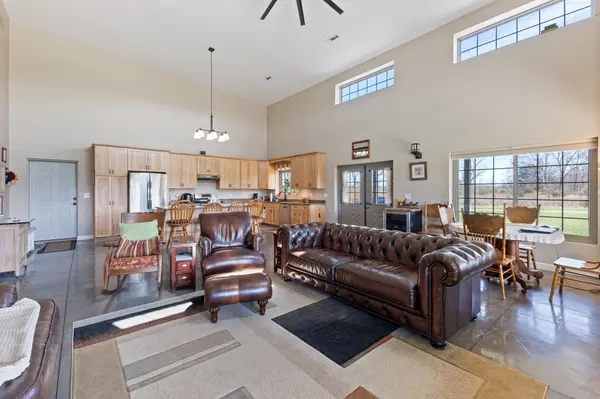 2688 Sturgeon Creek Rd, Cedar Hill, TN 37032