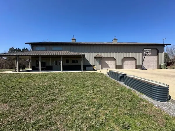 2688 Sturgeon Creek Rd, Cedar Hill, TN 37032