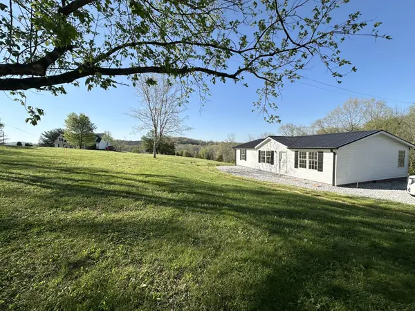 102 Hickman Creek Rd #S, Hickman, TN 38567