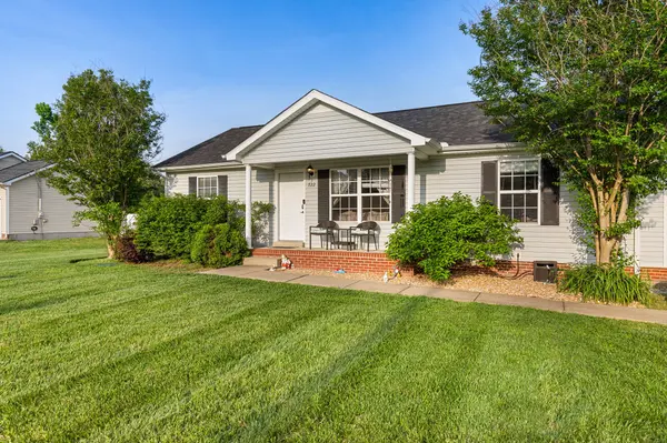 722 Eaglesham Dr, Christiana, TN 37037